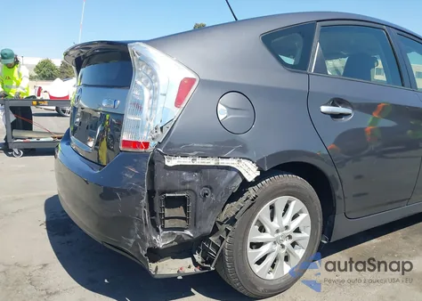 2014 Toyota Prius Plug-In из США, поврежденный, VIN JTDKN3DP8E3060116